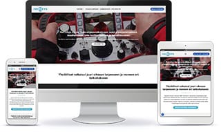 ReCoSys Oy WordPress-verkkosivuston esittely eri laitteilla.